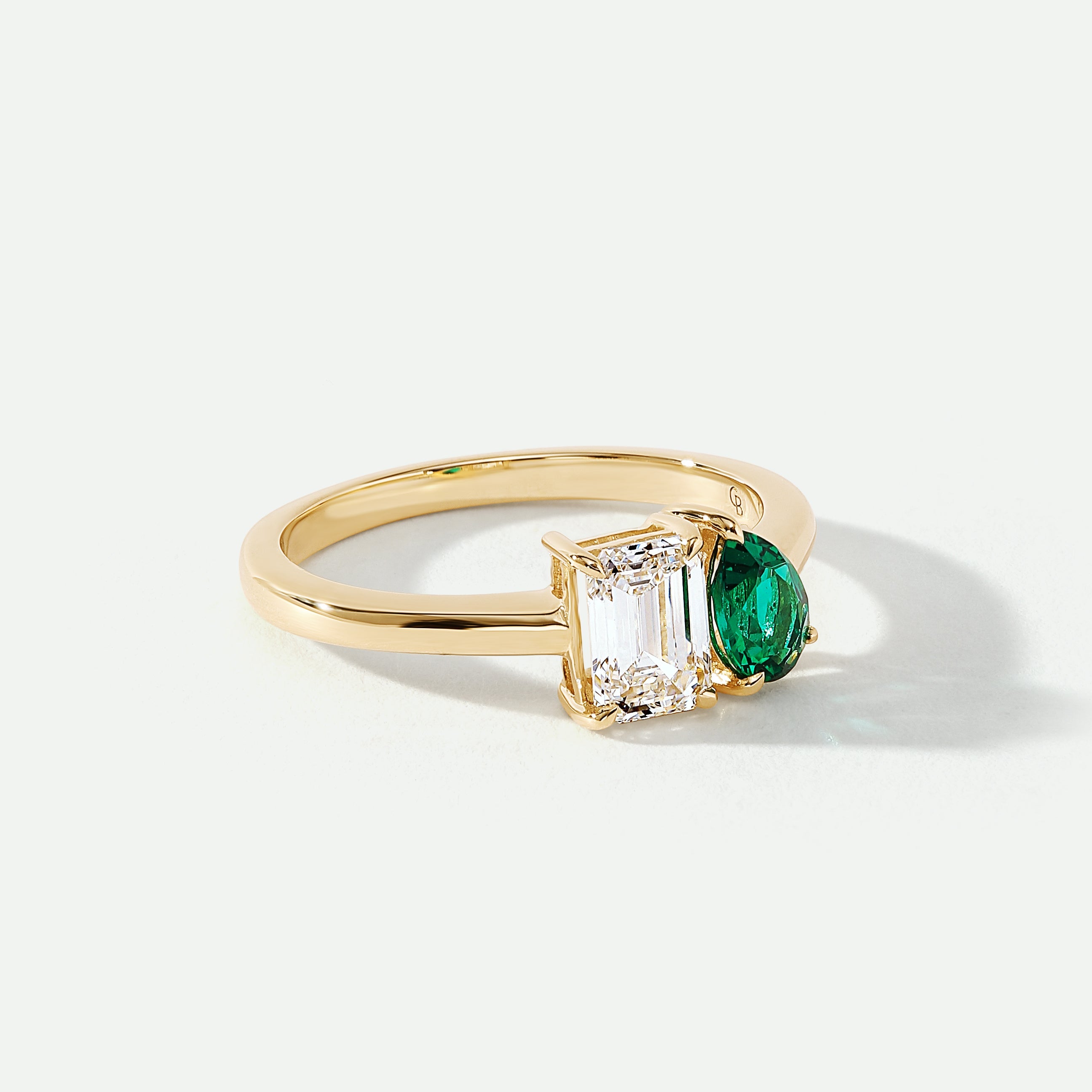 Harmony | 9ct Yellow Gold 0.75ct tw Lab Grown Diamond and Created Emerald Toi et Moi Ring-1