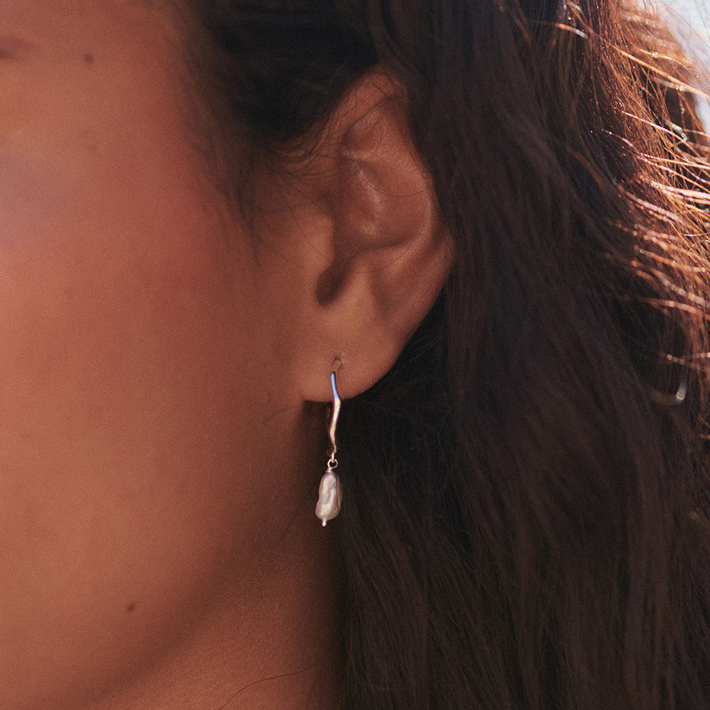 Daisy London | Organic Hoop Pearl Drop Earrings